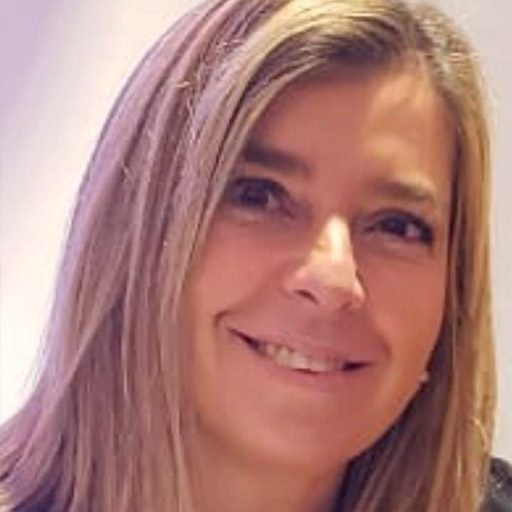 María Valeria Cáceres María Valeria Cáceres